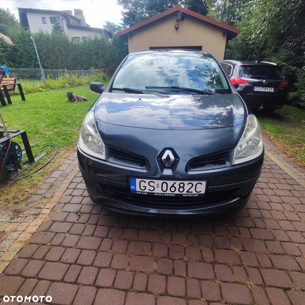 Renault Clio - 2