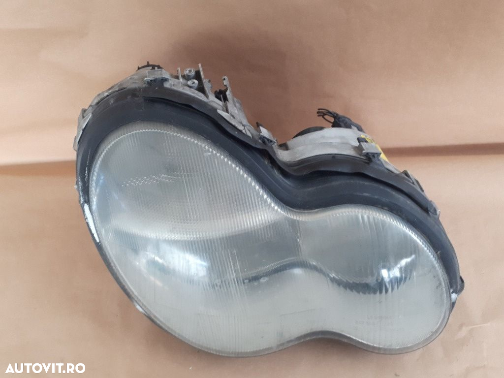 far dreapta MERCEDES-BENZ C-CLASS II W203  2000 - 2007 2.2 C 220 CDI OM 611.962, OM 646.963 BP4958130C29 - 3