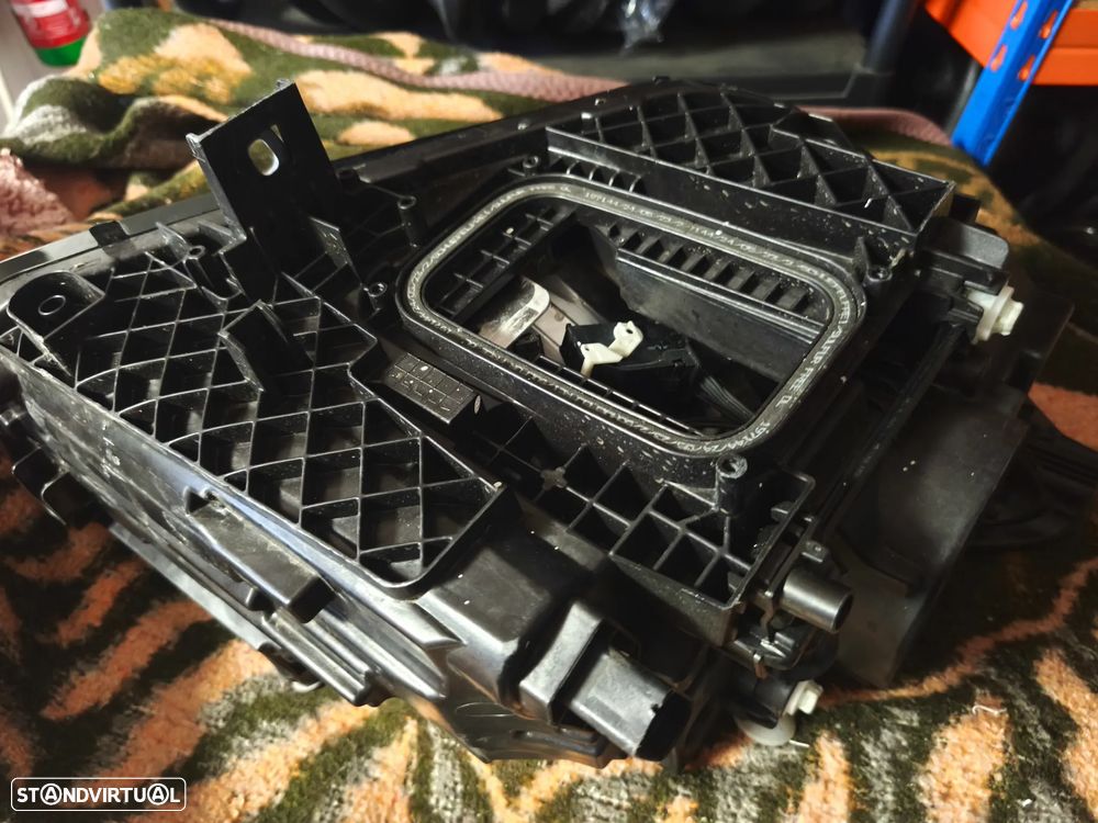 Farol esquerdo led performance classe B w247 facelift - 5