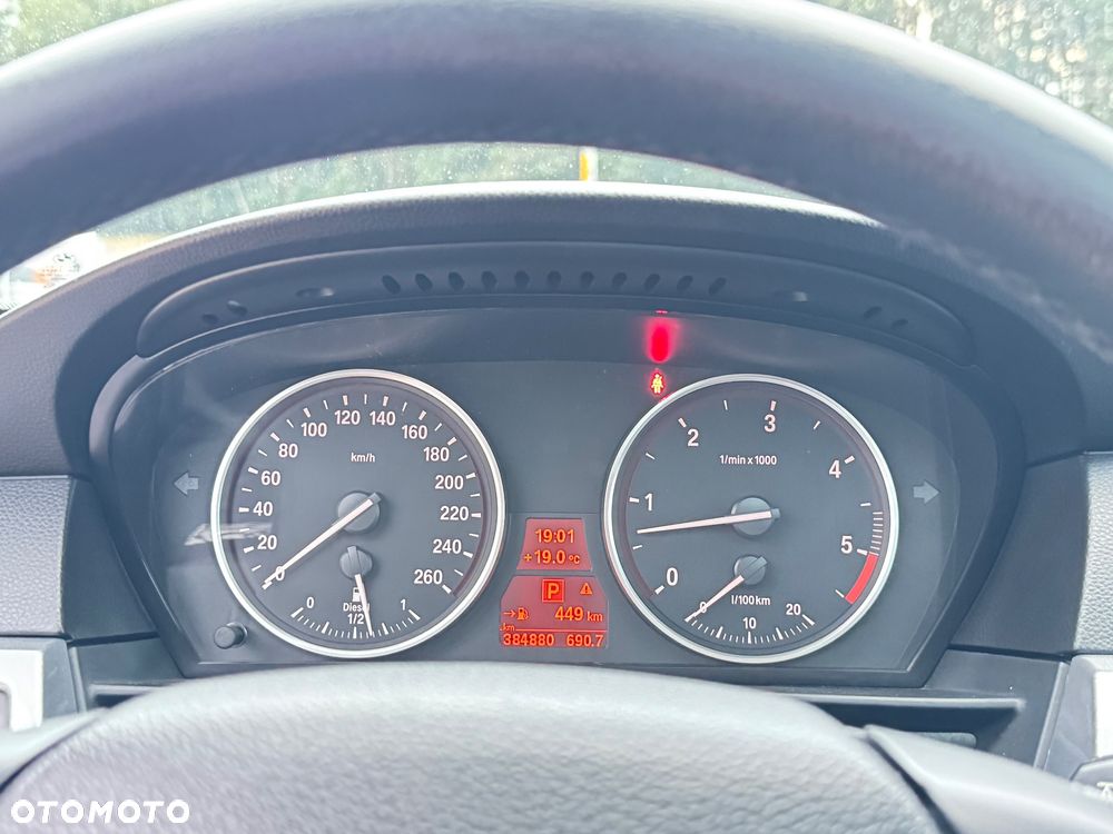 BMW Seria 5 - 29
