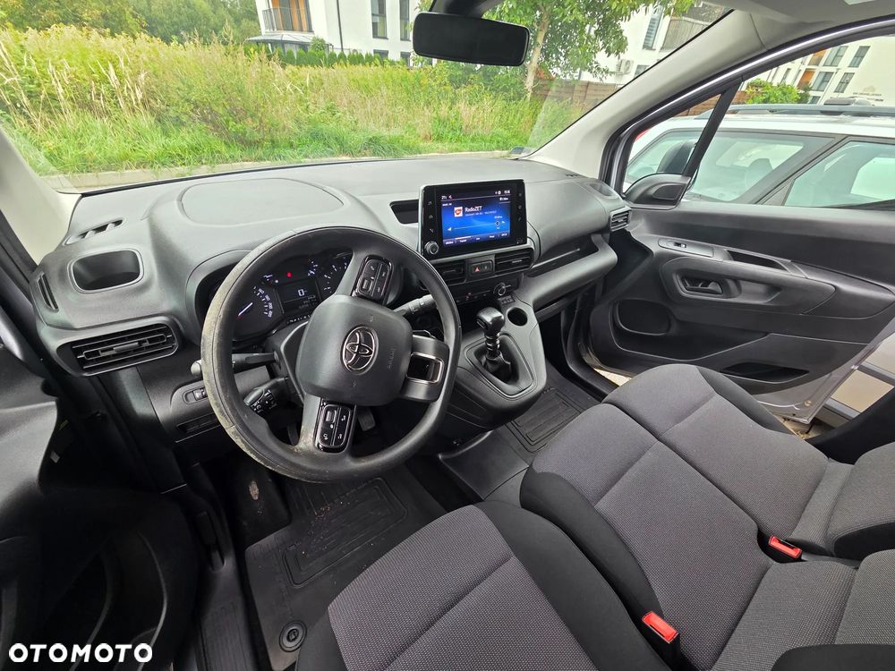 Toyota Proace City - 8