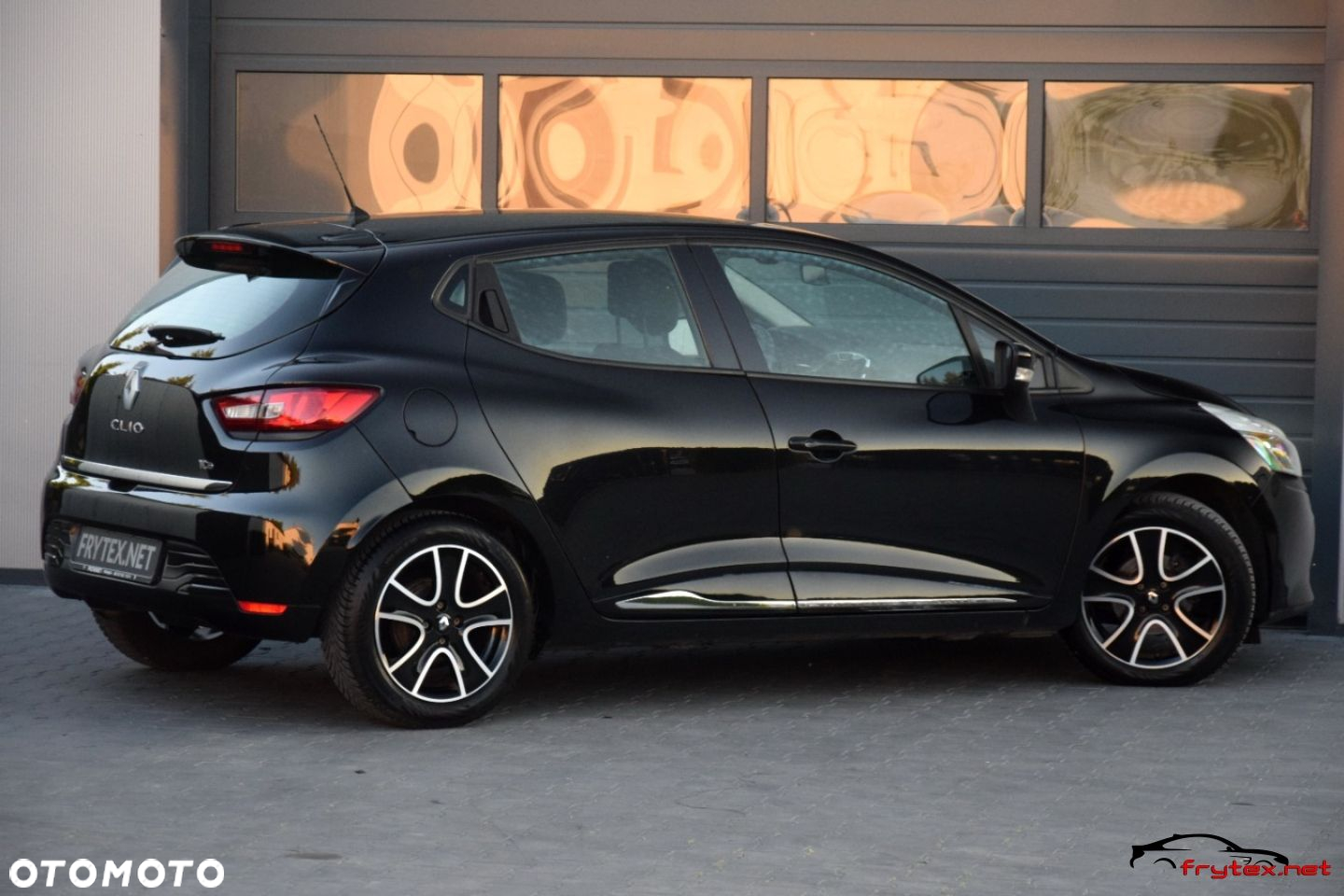 Renault Clio - 12