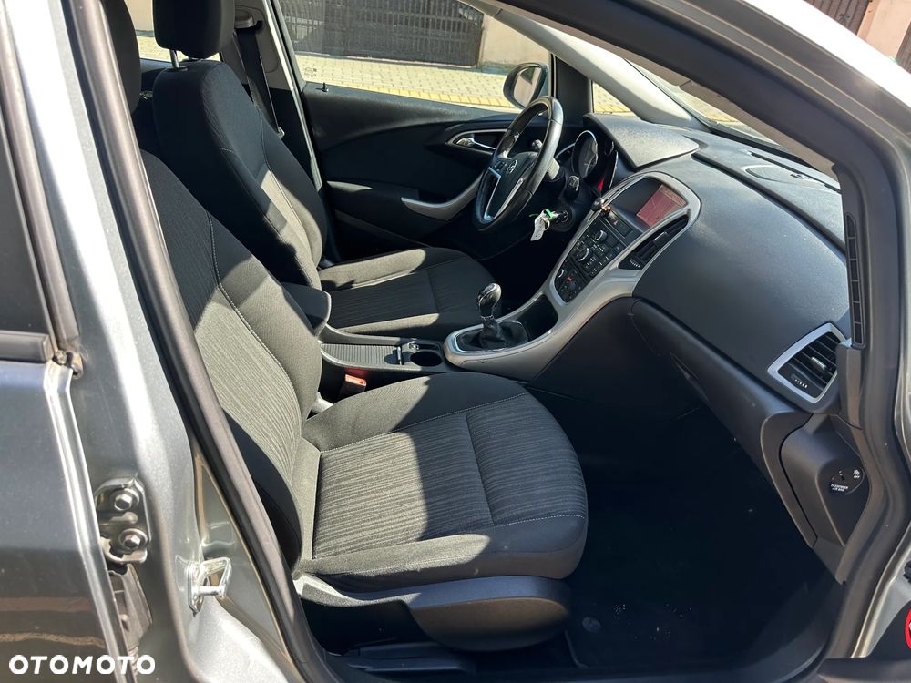 Opel Astra 1.4 Turbo Edition - 4