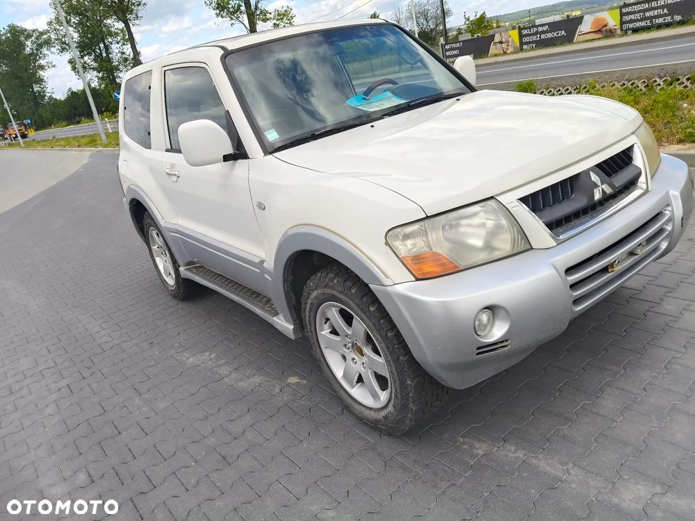 Mitsubishi Pajero 3.2 DI-D Automatik - 3