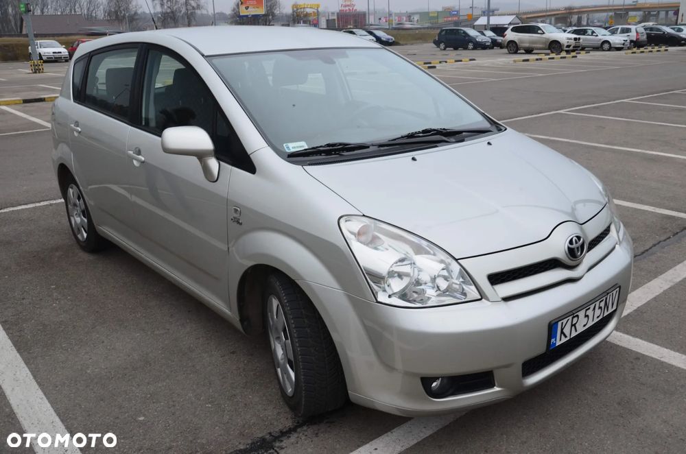 Toyota Corolla Verso 2.0 D-4D Sol - 2