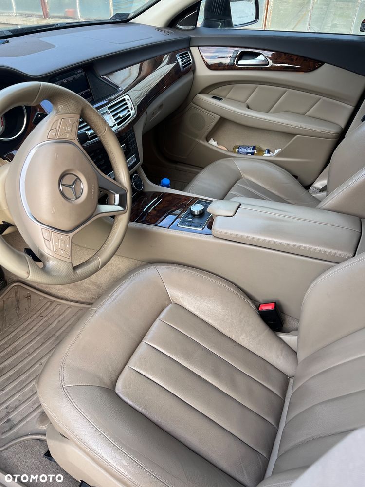 Mercedes-Benz CLS 350 CDI 4-Matic BlueEff - 13