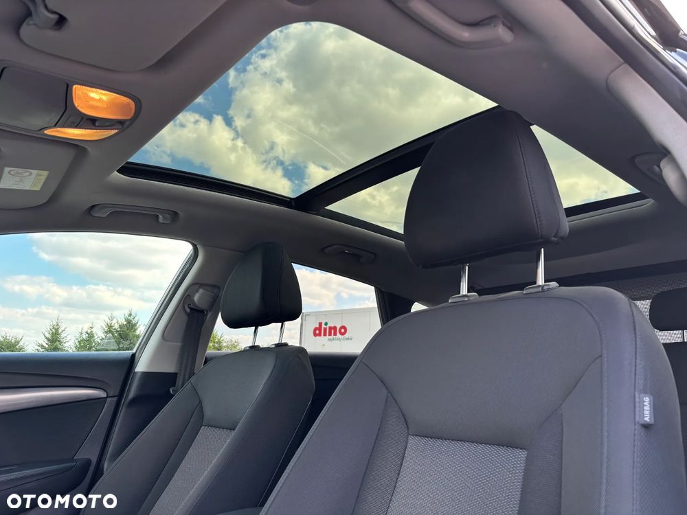 Hyundai i40 Kombi 1.7 CRDi Premium - 36