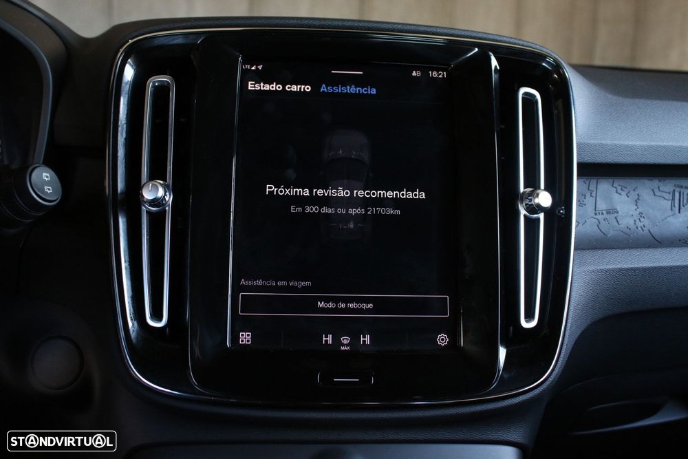 Volvo XC 40 Recharge Core - 31