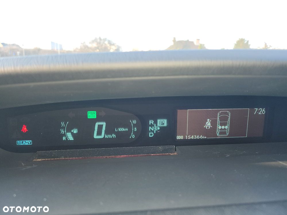 Toyota Prius 1.8 HSD Prestige - 16