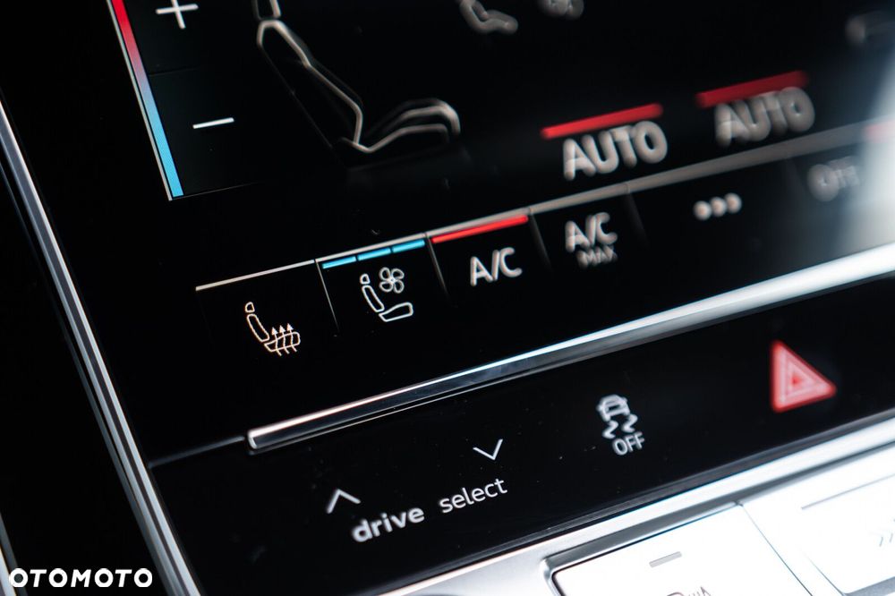 Audi Q8 - 33