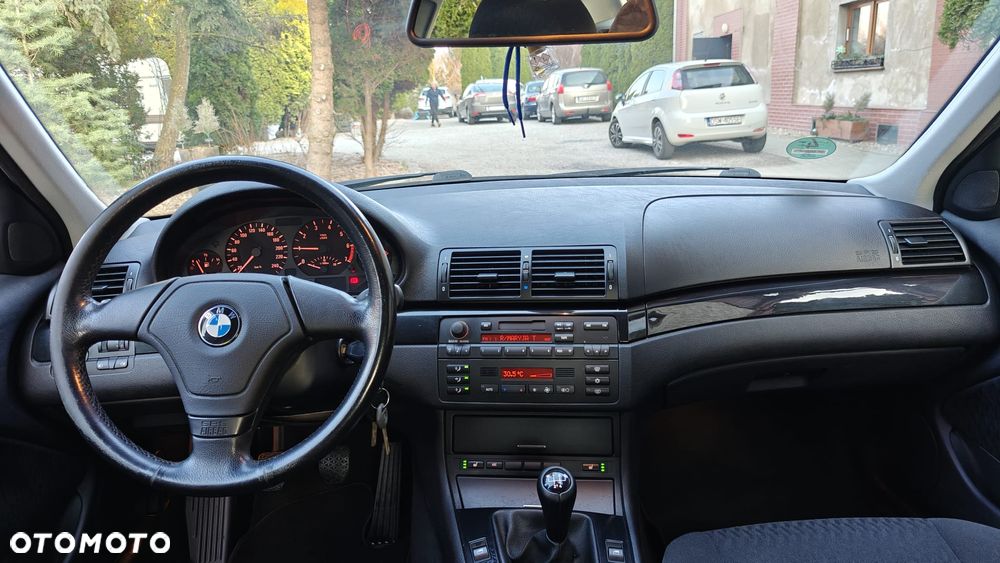 BMW Seria 3 318 Ci Edition Lifestyle - 15