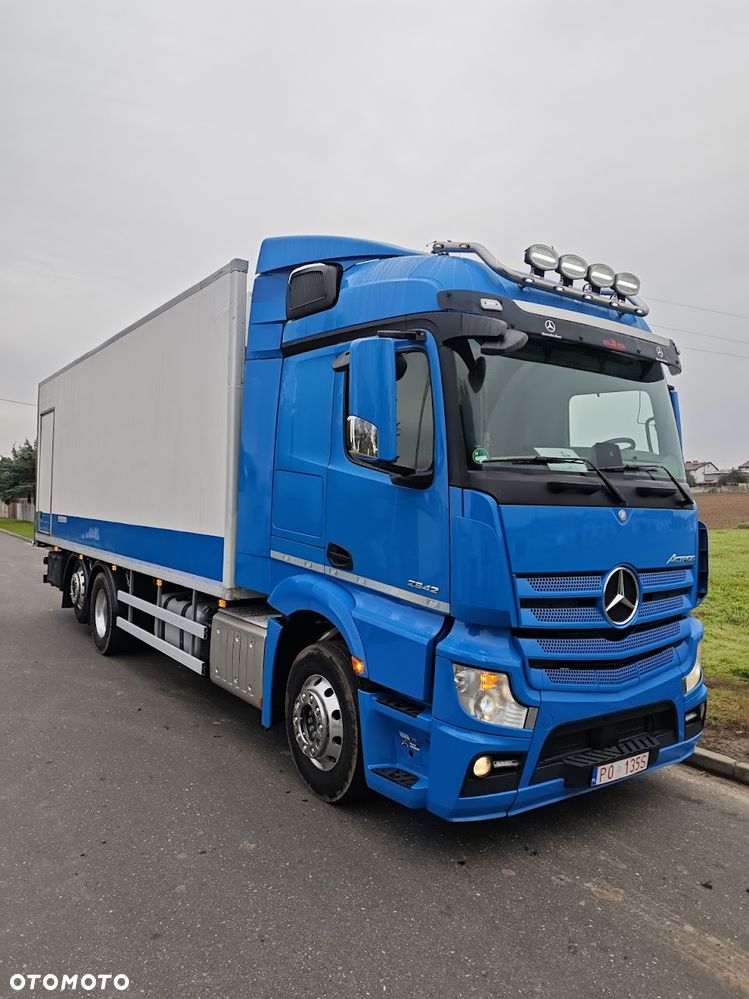 Mercedes-Benz ACTROS 25.45 ; 25.51 ; chłodnia * izoterma * hakówka * przewierty sterowane * - 4