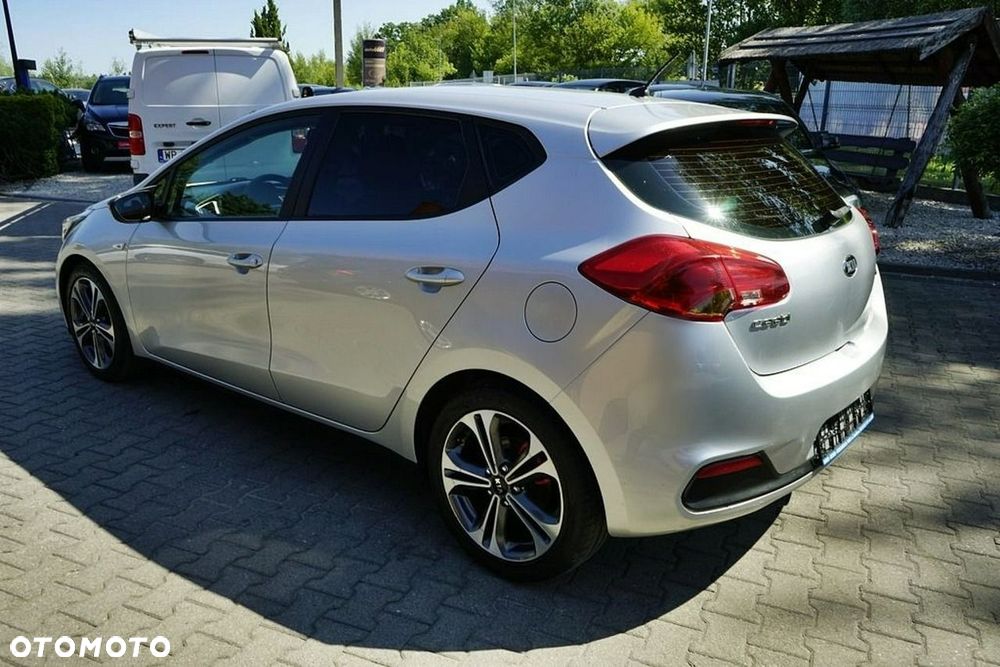 Kia Ceed - 6