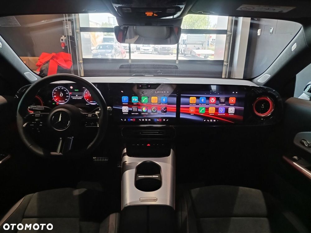 Mercedes-Benz CLA - 10