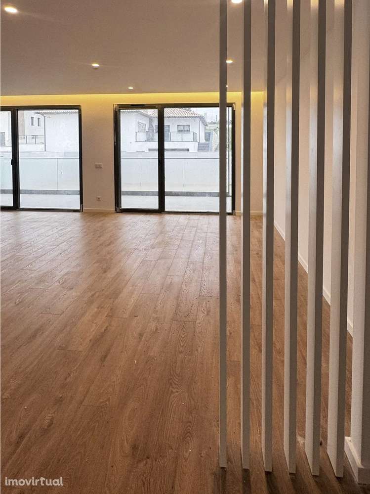 T3 Novo - Leiria - 300m2 Jardim - Grande imagem: 5/17