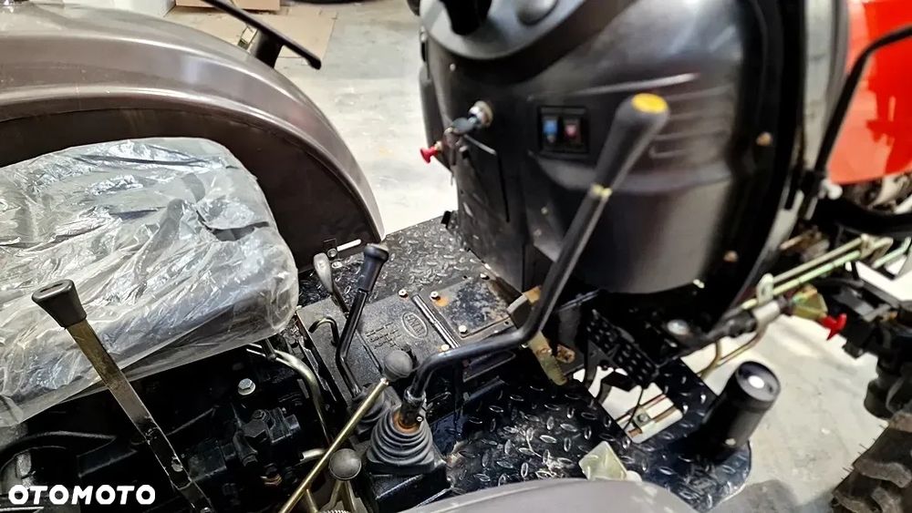 Inny Nowe, nieużywane ciągniki rolnicze - sadownicze 4WD o mocy od 33 do 60 KM - 31