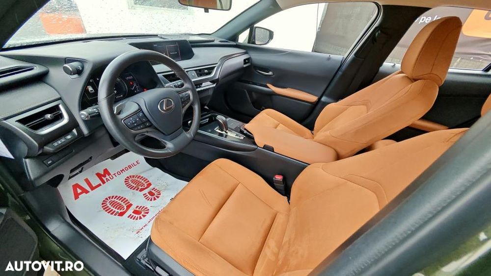 Lexus UX 300e Luxury Line - 5