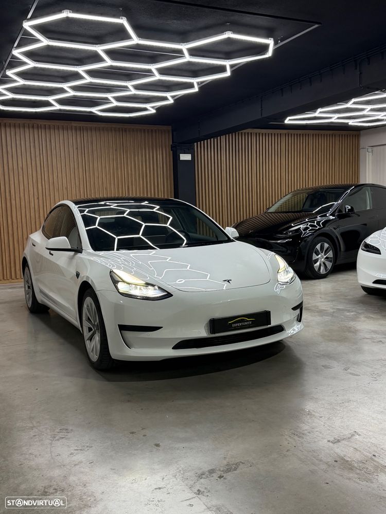 Tesla Model 3 Standard Range Plus RWD - 1