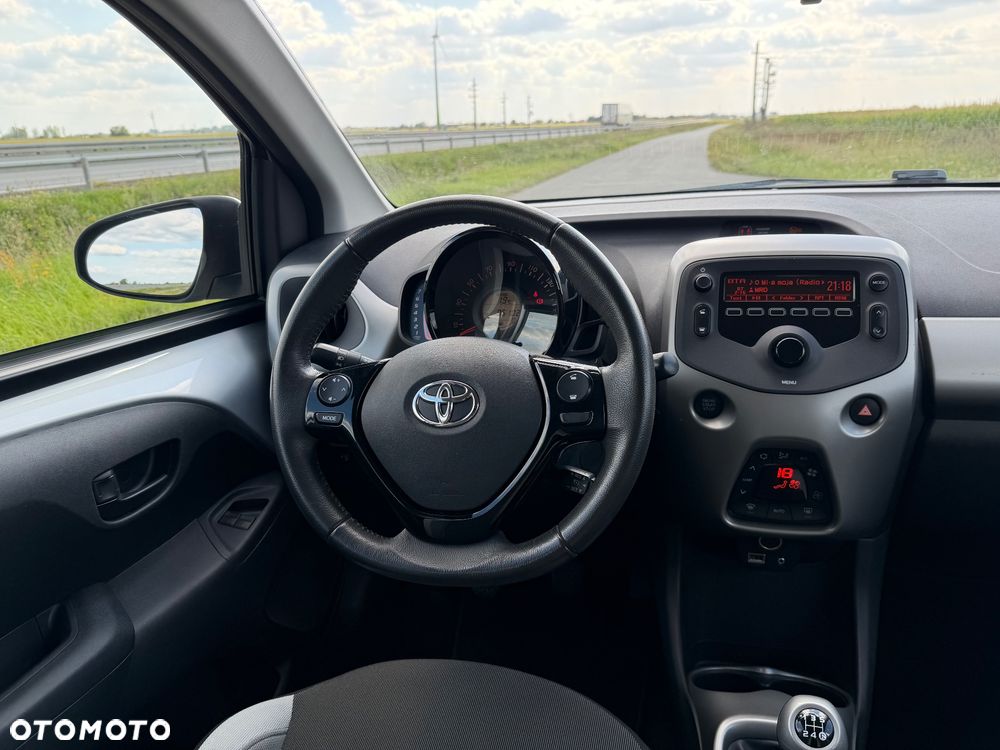 Toyota Aygo 1.0 VVT-i Sprint EU6 - 28