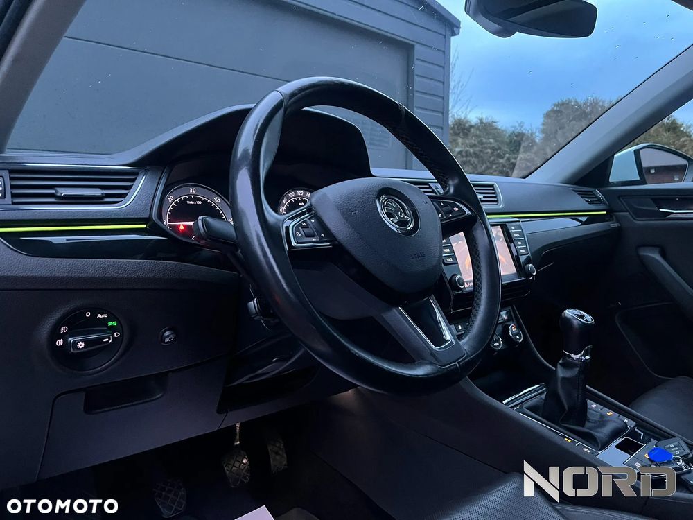 Skoda Superb 2.0 TDI 4x4 L&K - 12