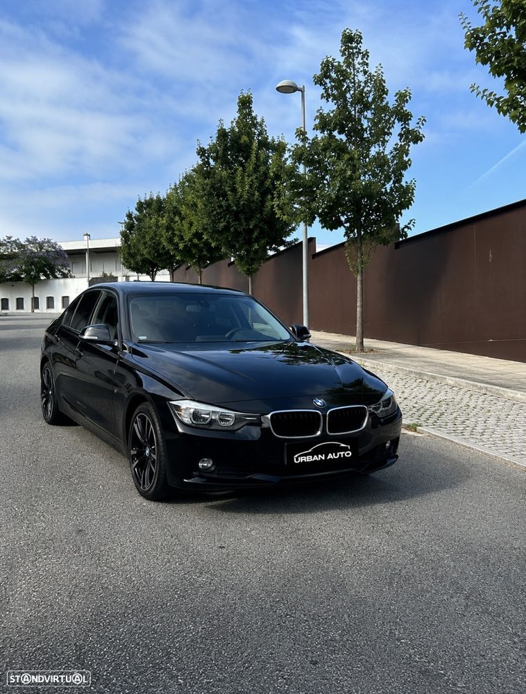 BMW 318 d Luxury Line - 1
