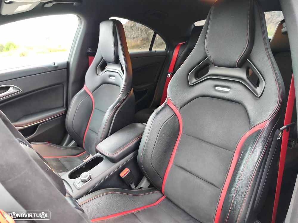 Mercedes-Benz CLA 45 AMG 4-Matic - 9