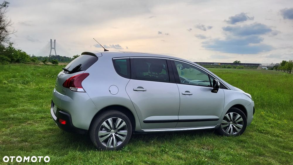 Peugeot 3008 1.6 BlueHDi Active S&S EAT6 - 22