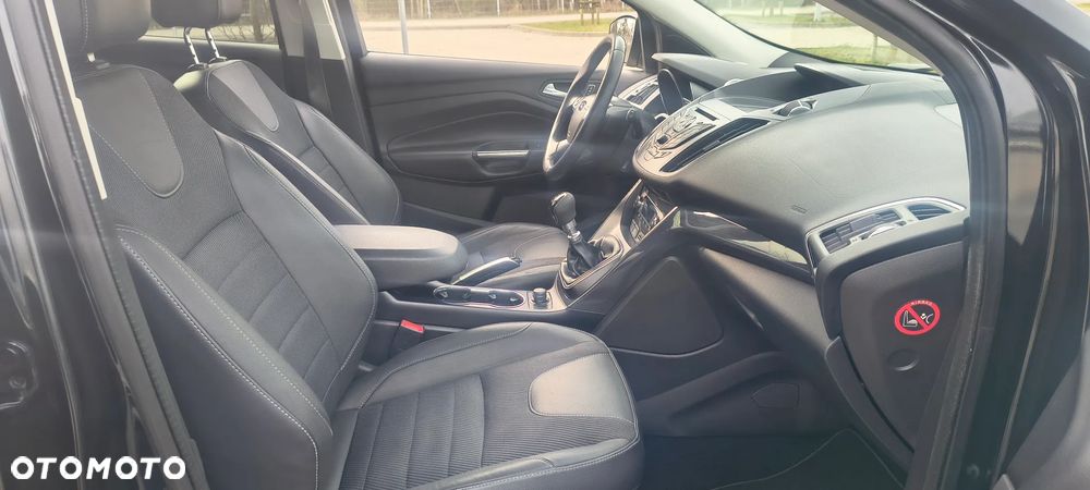Ford Kuga 2.0 TDCi 2x4 Trend - 12