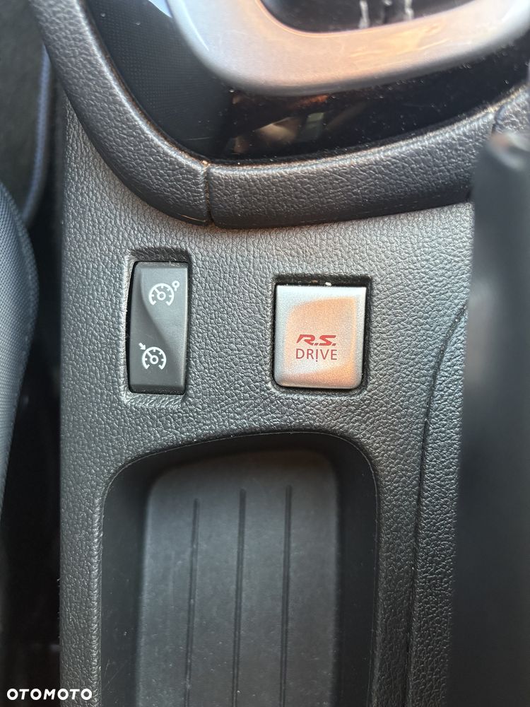 Renault Clio - 23