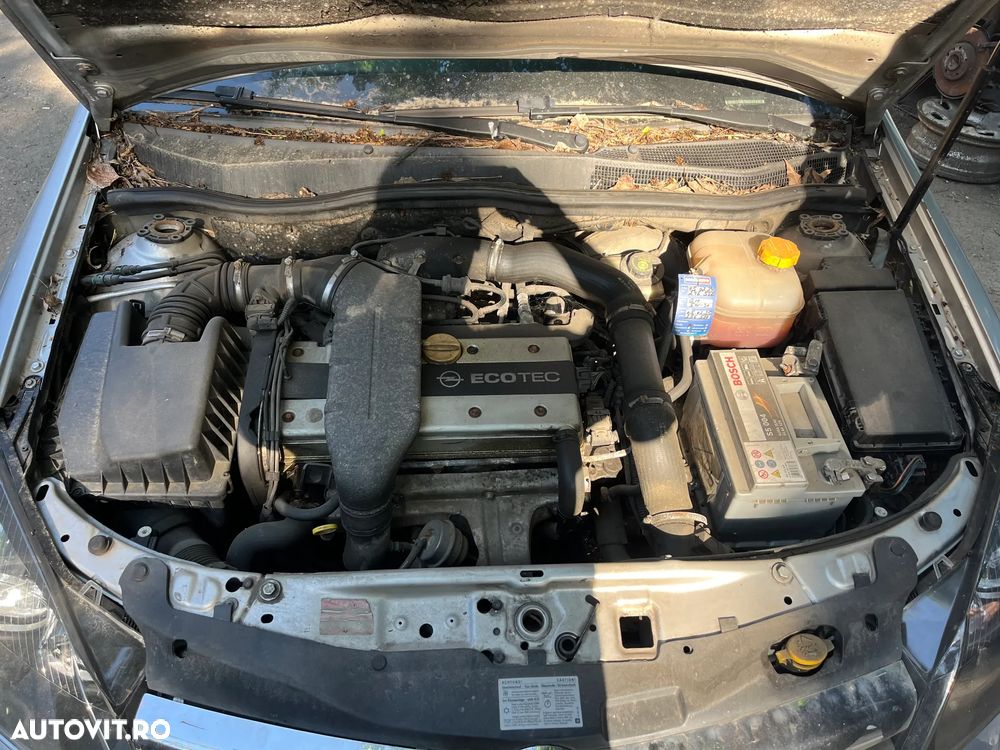 Dezmembrez Opel Astra H hatchback 2.0 benzina Z20LEL 125KW 2005 gri argintiu Z157 - 4