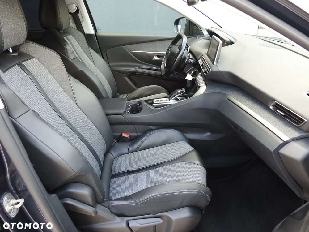 Peugeot 5008 1.6 BlueHDI Allure S&S EAT6 - 12