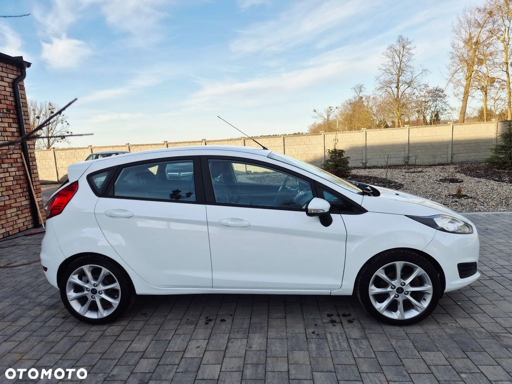 Ford Fiesta 1.25 Celebration - 11
