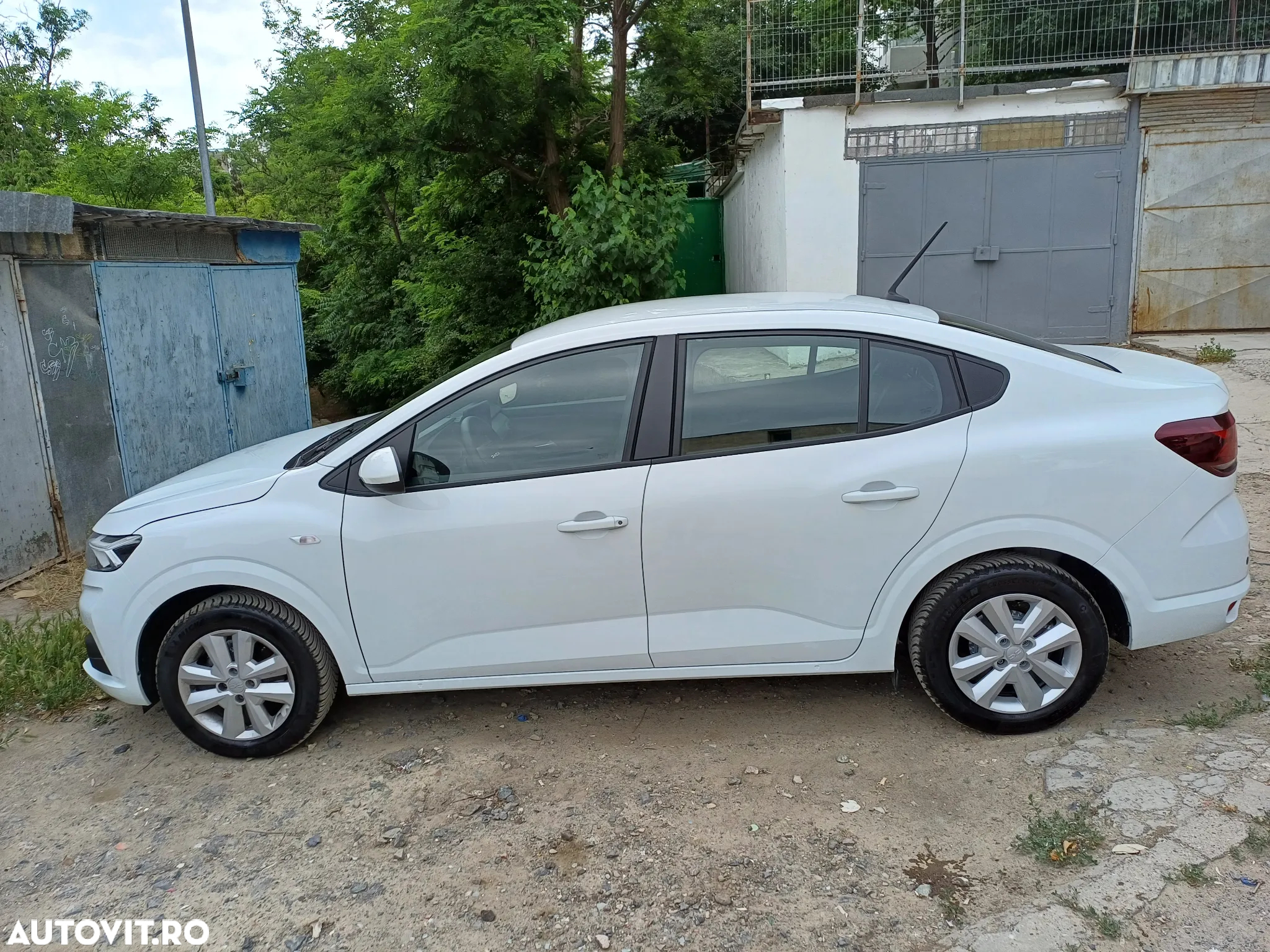 Dacia Logan TCe 90 MT5 Expression - 2
