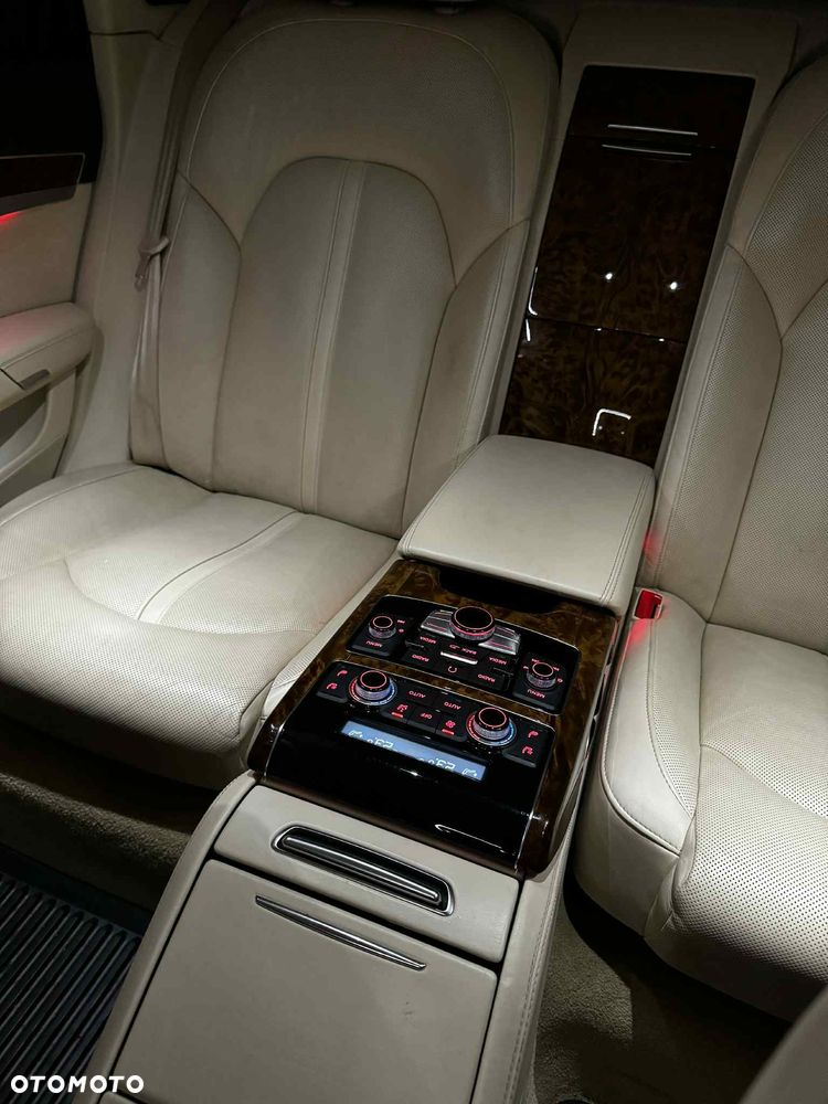 Audi A8 4.2 TDI L Quattro - 13