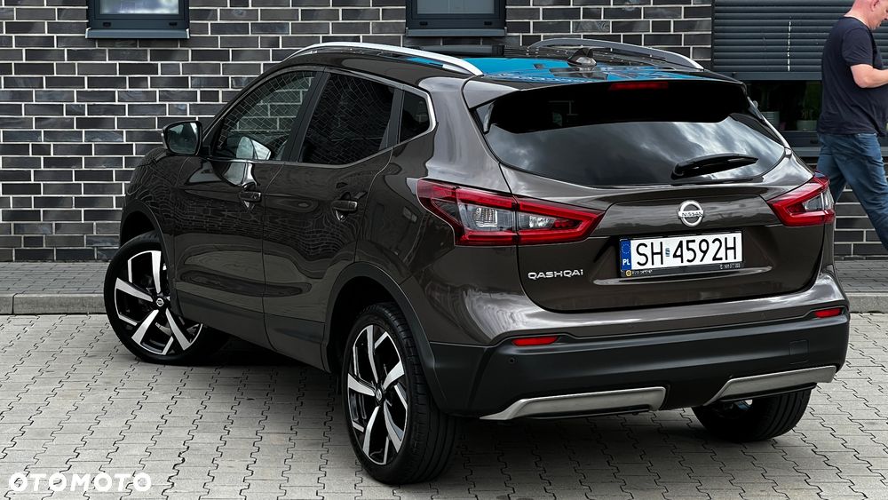 Nissan Qashqai 1.6 DIG-T Tekna+ - 19