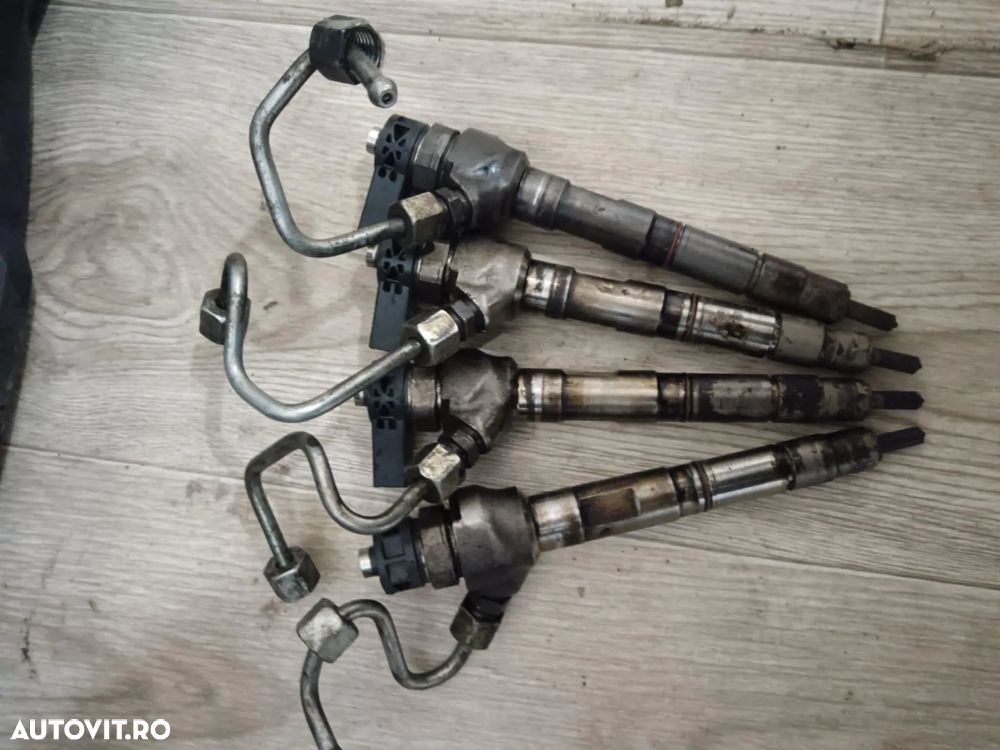 Injectoare vw golf 7 , seat leon, skoda octavia, audi a3 1.6 tdi CLH 04l130277aj, 0445110477