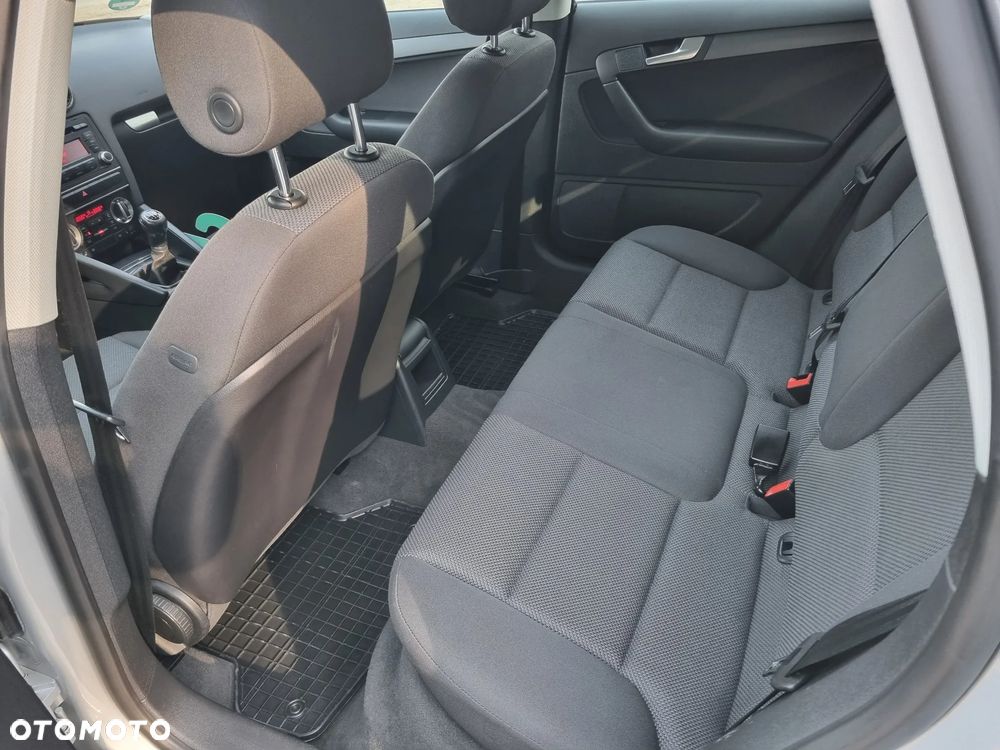 Audi A3 Sportback 1.4 TFSI Ambiente - 18