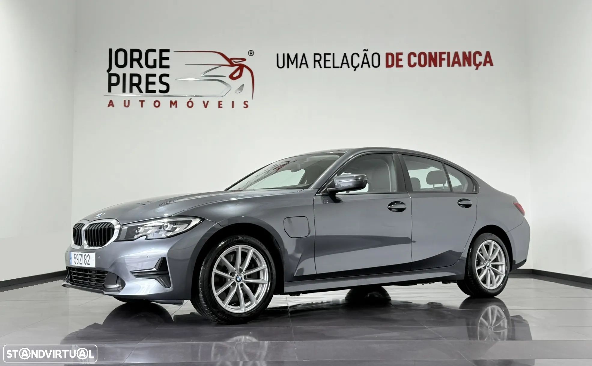 BMW 330 e Corporate Edition Auto - 1