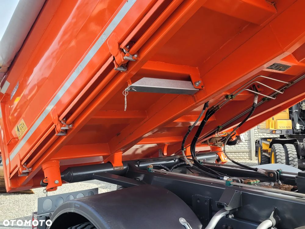 Scania XT / P410 / HYDROBURTA / 118.000km / 6x4 / - 17