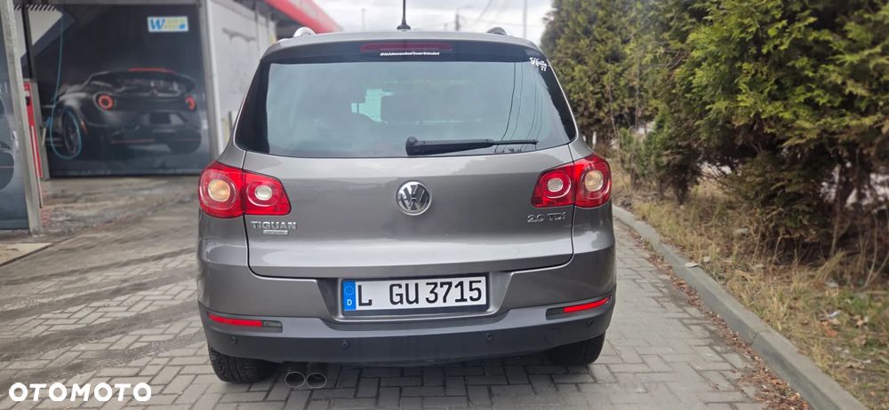 Volkswagen Tiguan 2.0 TDI DPF BlueMotion Technology Exclusive - 12