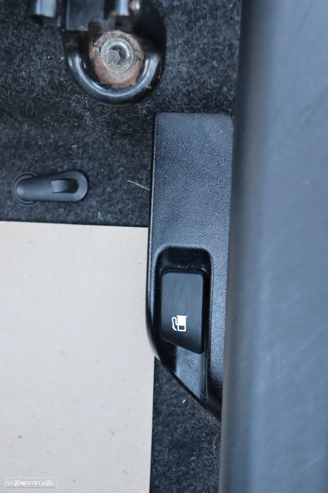 Toyota Yaris 1.3 VVT-i Sol High Pack VSC+TRC - 14