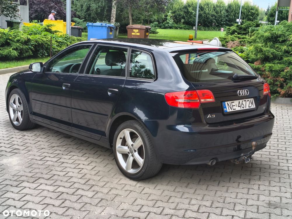 Audi A3 Sportback 1.6 TDI DPF Ambiente - 6