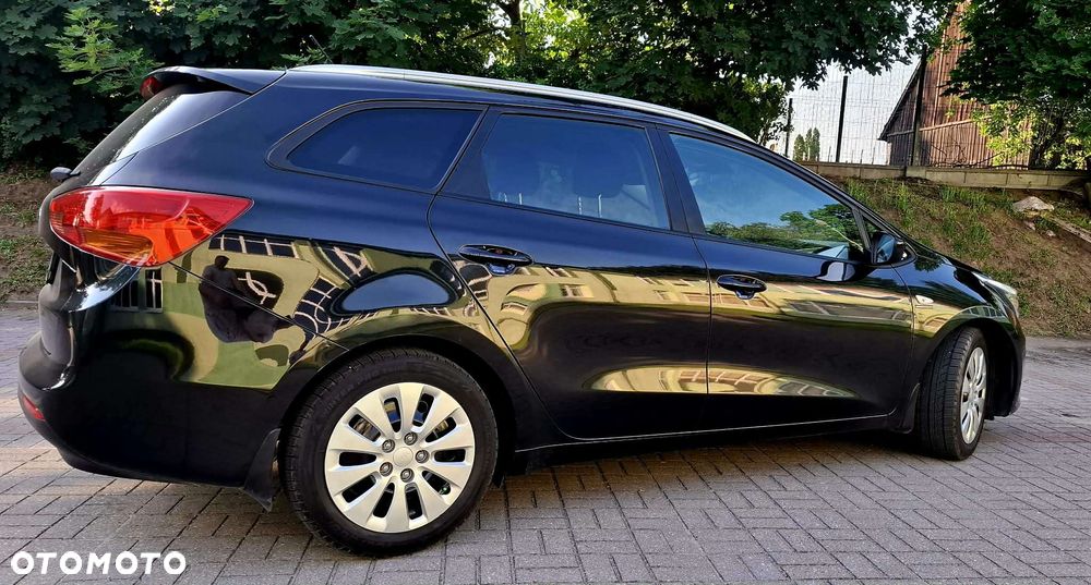 Kia Ceed 1.6 GDI ISG Dream-Team Edition - 5