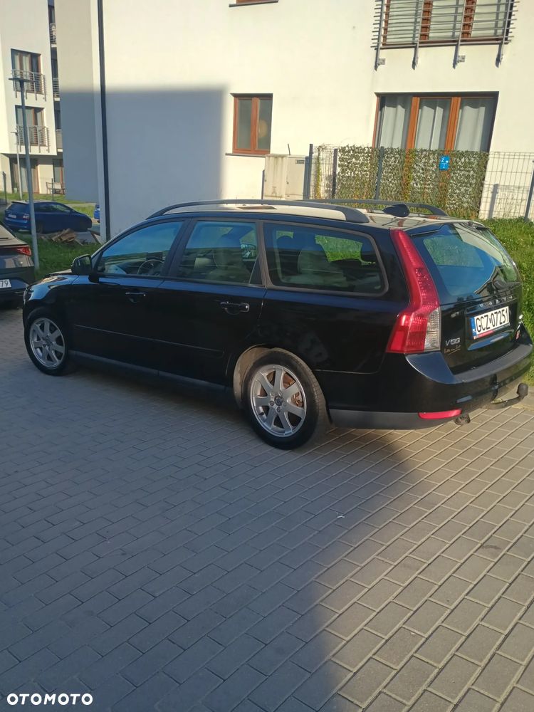 Volvo V50 1.6D DRIVe Momentum - 21