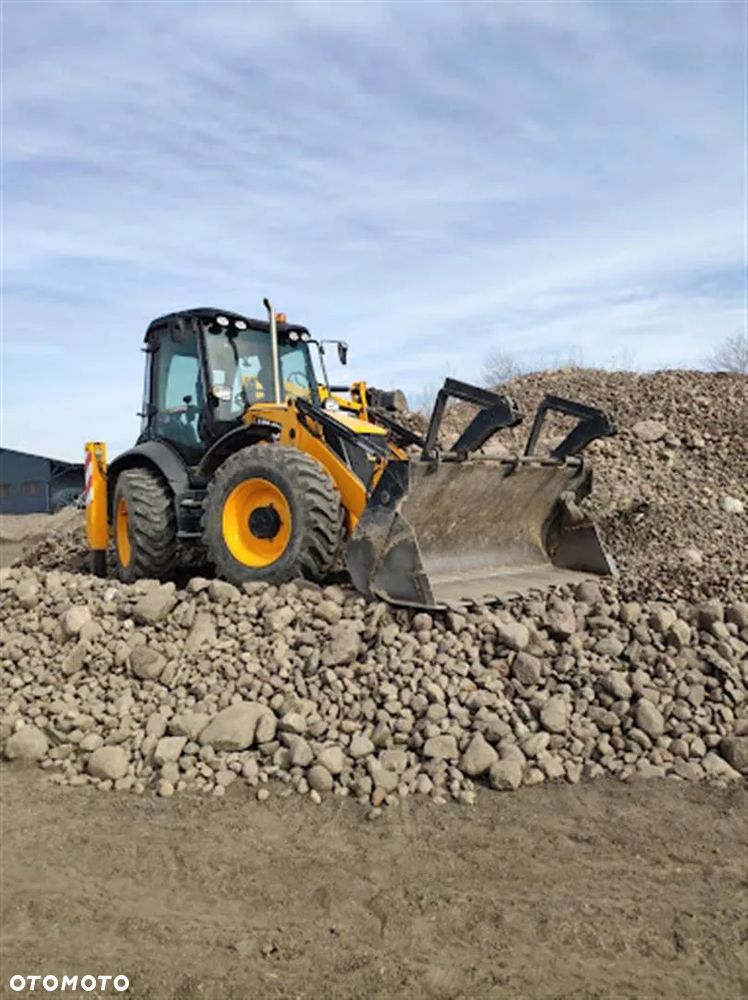 JCB 4CX - 10