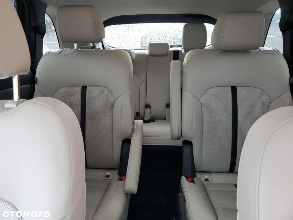 Mazda CX-90 - 10