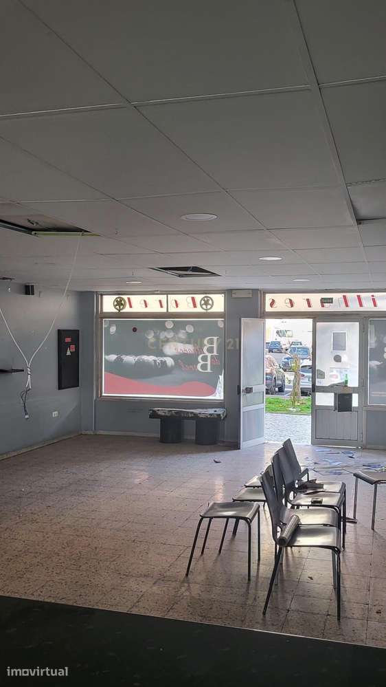 Loja à venda em Venteira, Amadora - 87.75m² por 150.000€ - Grande imagem: 5/10