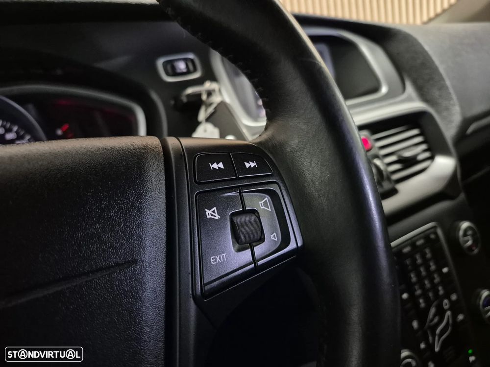 Volvo V40 1.6 D2 Eco Momentum - 21