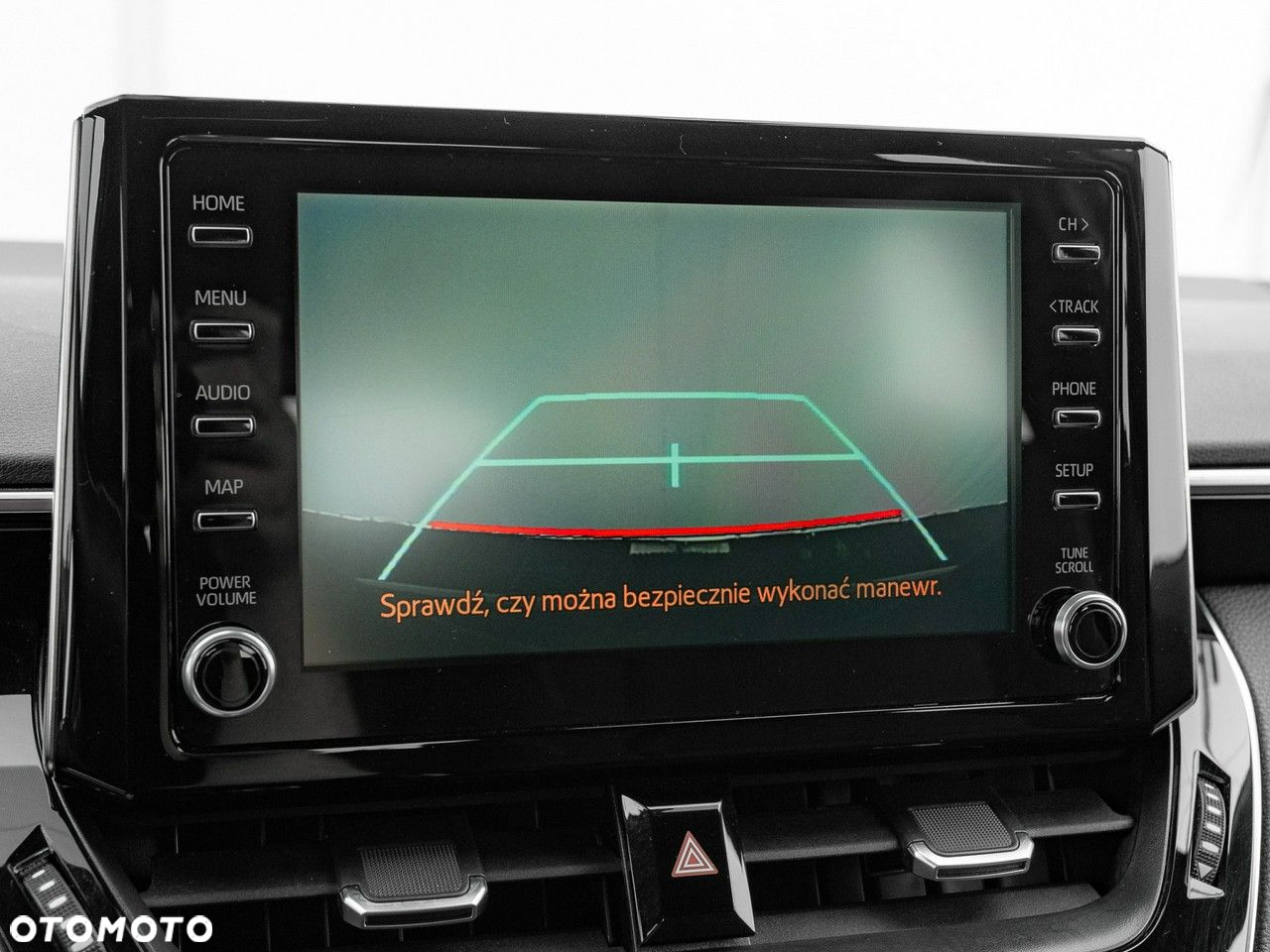 Toyota Corolla 1.8 Hybrid GPF Comfort - 24