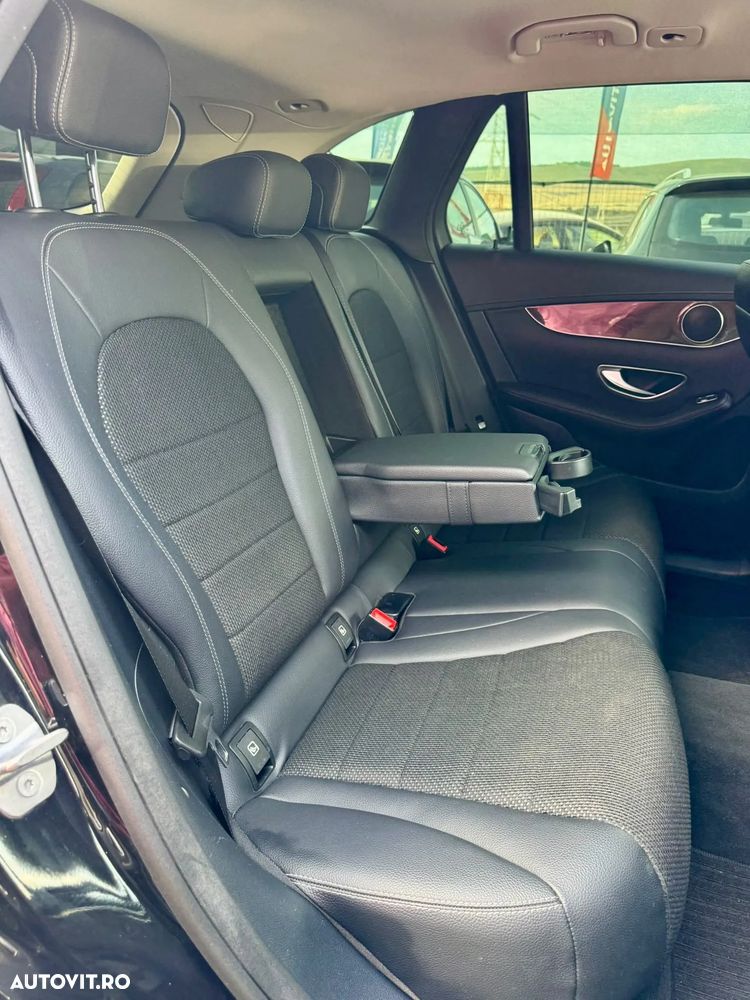 Mercedes-Benz GLC 220 d 4MATIC 9G-TRONIC AMG Line - 10